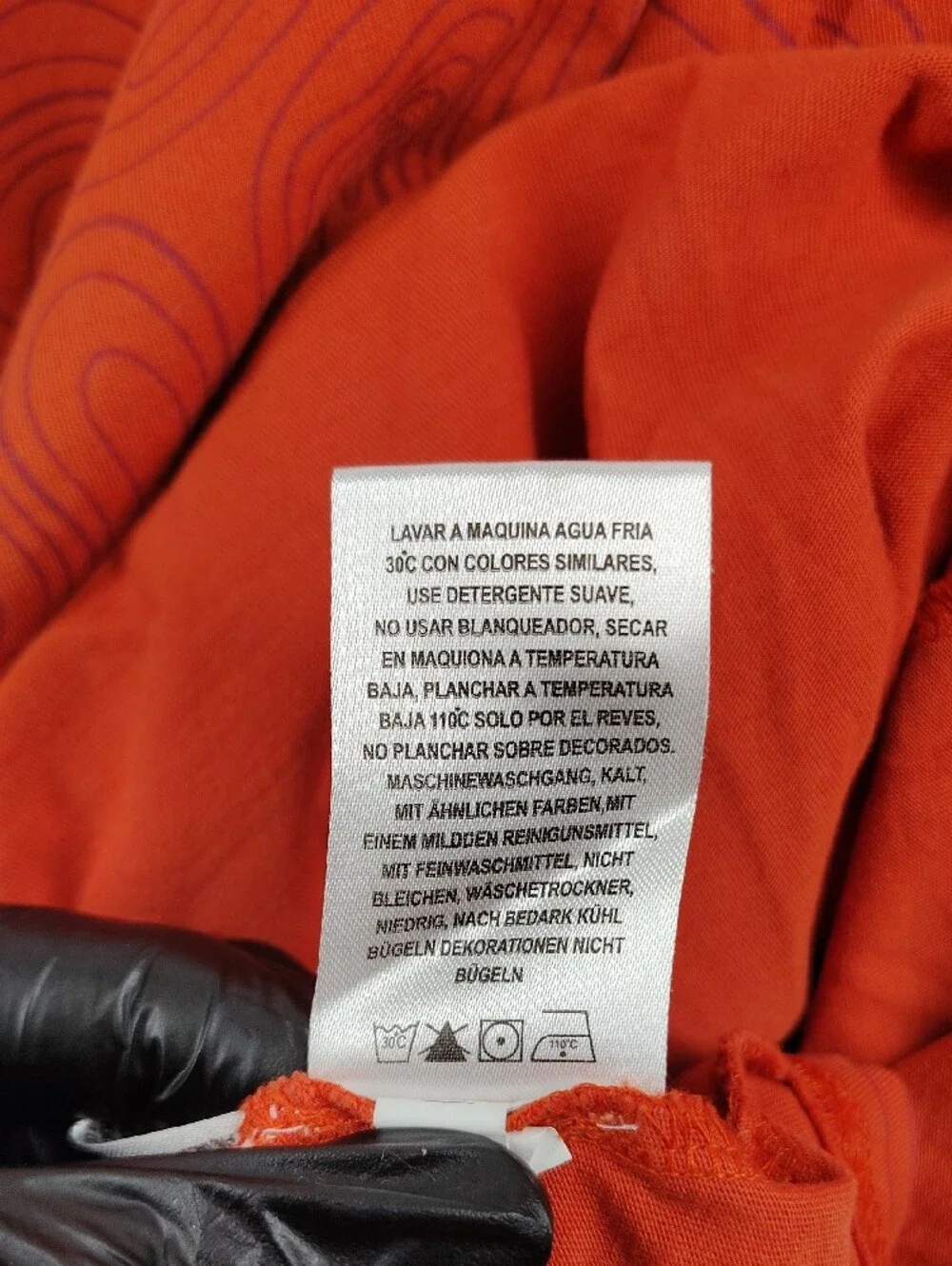 Caterpillar (CAT) Orange T-shirt With Topography - Mens Small